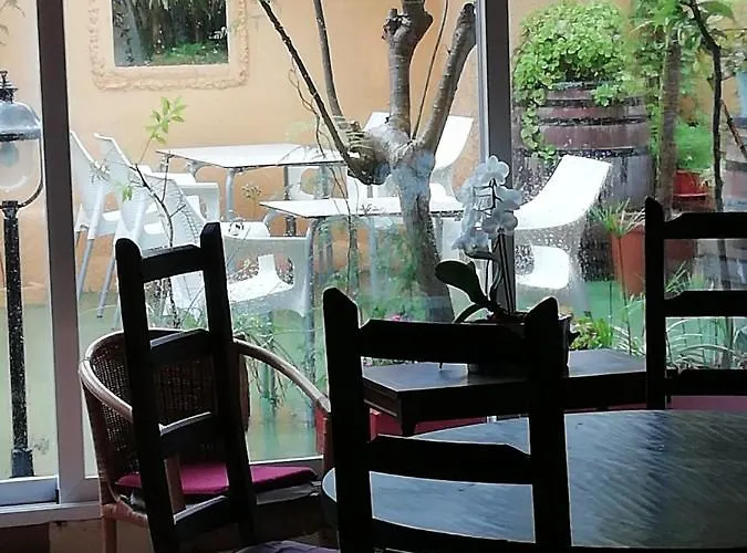Casa Antiquary - Turistico Hostel *