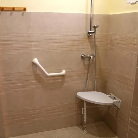 Casa Antiquary Hostel