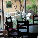 Casa Antiquary - Turistico 호스텔 *