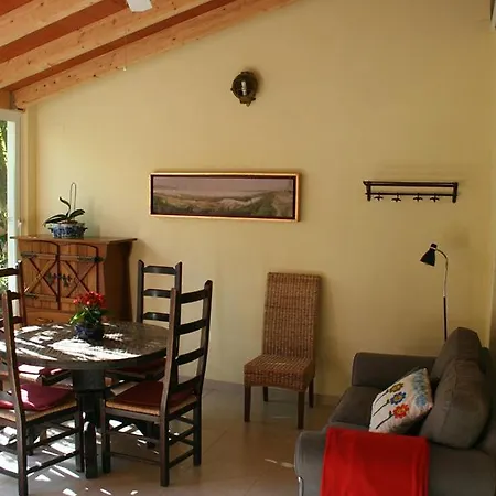 Vandrerhjem Casa Antiquary *